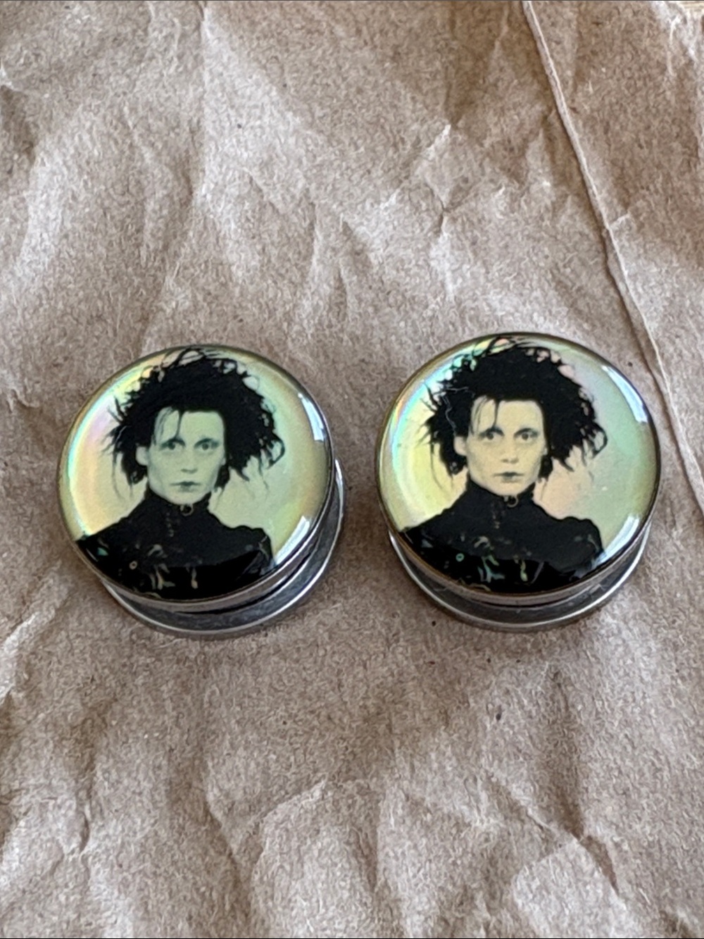 Edward Scissor Hands Plugs 18mm